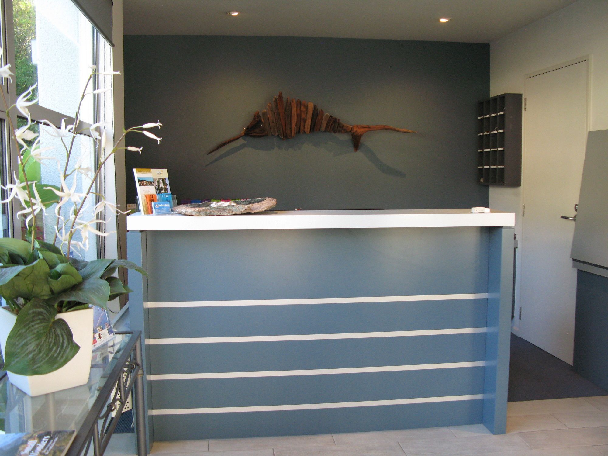 Beaches Nelson Extérieur photo Reception desk at the hotel